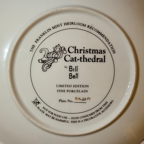 Christmas Cat-thedral By Bill Bell Plate - Picture 6 of 6